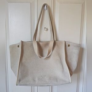 Margo New York "The Jamee Bag" Cream Suede Sh/Tote 🦋